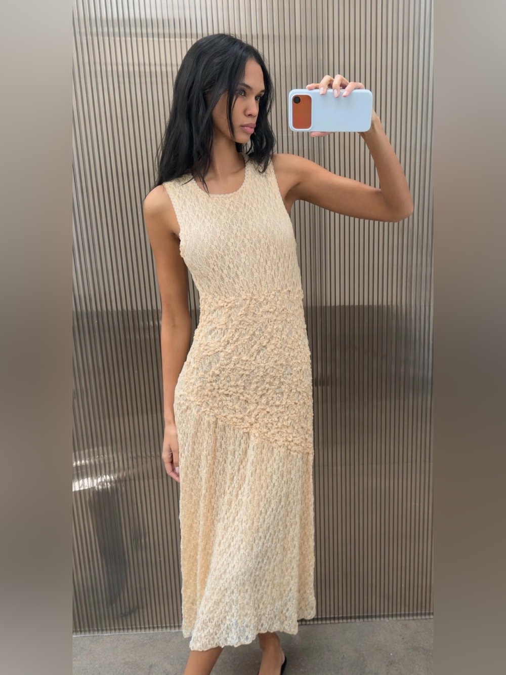 Zara Sleeveless Beige/Cream Stretchy Lace Dress